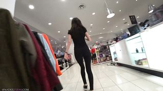 AMAZING Teen Ass in Leggings