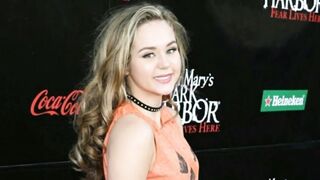 Brec Bassinger A.K.A Star Girl