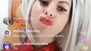 Rafaela De Melo Quase Pelada Em Live do Instagram