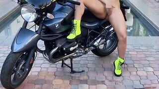 Luna Star on BMW Bike