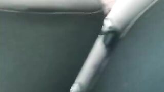 I record my stepsisters naked in the car while they are moving richly