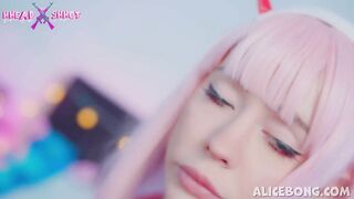 Juicy Zero Two fuck her anal with huge dildo AliceBong