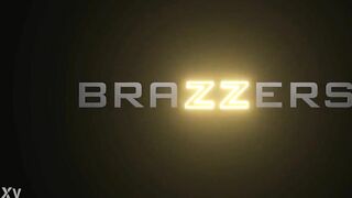 Hot Friends Want Hubby's Big D - Kianna Dior, Robbin Banx, SlimThick Vic / Brazzers  / stream full from www.zzfull.com/targe