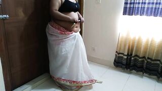 Indian Desi stepmom Mera Bada Lund Chahta Hai - Jab Papa Ghar Par Nahi Hote To Maa Mujhe Bulate Hai Aur Jabardast Choda