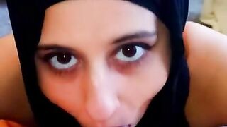 Cum Spills From Muslim Teen's Mouth [DO4]