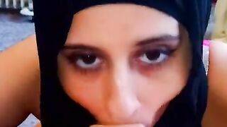 Cum Spills From Muslim Teen's Mouth [DO4]