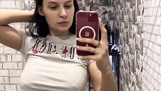 19yo huge natural boobs recoil TikTok dance