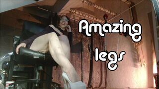 The amazing legs of MistressOnline