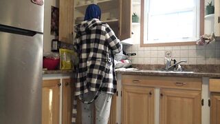 Marocaine arab wife big ass homemade doggystyle fucking in kitchen