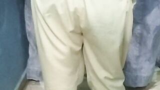 Pakistani Chubby girl stripping