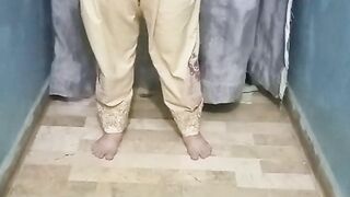 Pakistani Chubby girl stripping