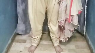 Pakistani Chubby girl stripping