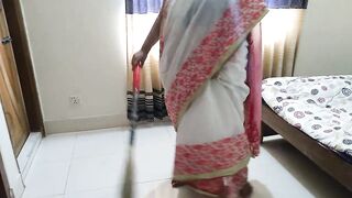 Desi Saas Ko Mast Chudai - Fuck Indian mother-in-law while sweeping house (Priya Chatterjee) Hindi Clear Audio