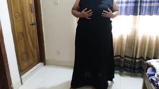 Dirty Aunty Priya Chatterjee with Huge Boobs Fucked by Boyfriend in Hotel Room - Indian sex