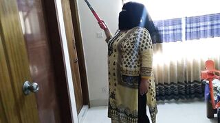 Desi Stepmom fucked by Stepson while sweeping Room - Huge Ass Cum (Family Strokes)