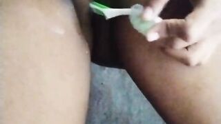 Sri lankan School girl madhu hansi toothbrush fun - part 01