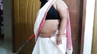 Desi 55 year old tamil Priya aunty fucked by neighbor while sweeping house - Hindi Clear Audio