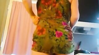 Pawg twerks in cute dress and plays with her butthole