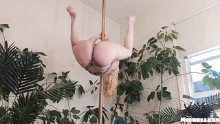 Queen Kong Pole Dance