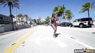 BANGBROS - Isiah Maxwell Gets A Slice Of Victoria Cakes In The 305