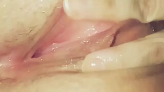 playing and masturbating with my pussy very wet