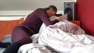 XXVI-1 Schmusen macht die Pussy prall