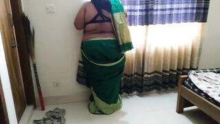 chor aya aur Sudipa Aunty ko hath bandh kar use choda Jabardasti (stranger came room & tied aunty's hand then fucked her