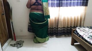 chor aya aur Sudipa Aunty ko hath bandh kar use choda Jabardasti (stranger came room & tied aunty's hand then fucked her