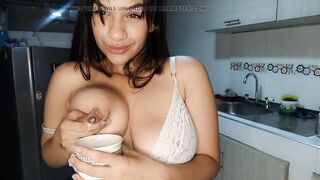 The coffee needs a little breast milk, come and squeeze it all my love