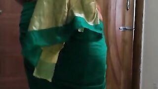 Arabian Desi Hot Maid Wearing Saree & Blouse - BBW