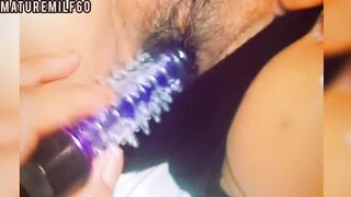 دعوت صديق زوجي الديوث إلى منزلي ولم أكن أعرف ما الذي سيفعله بي ????????sex arab dildo fuck