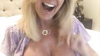 Brandi Love Rates my Cock in her Rate my Cock Contest on her Onlyfans!