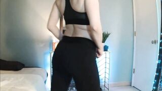 Elisha Mae Booty In Tight Leggings