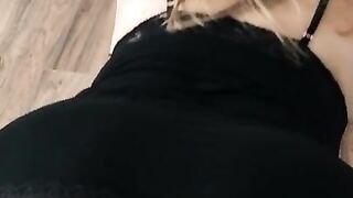 Horny MILF makes herself cum in the kitchen when no one’s home