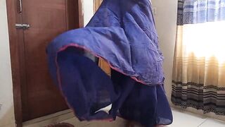 62y old palestine beautiful sexy granny wearing saree & blouse Then a guy seduced & fucks her Anal (cum inside big ass)