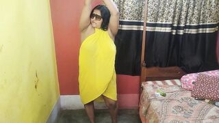 Indian sexy mom Sruti mustarbrating herself with Vegetable