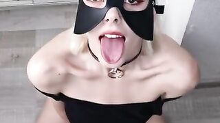 Beauty Begs to Cum on her and her Face and Showing Ahegao