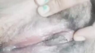 Girl orgasam cum har pussy self girl masturbetion