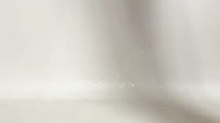 MILF Missy Phoenix pissing like crazy in the shower