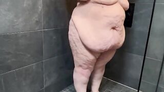 SSBBW has steamy shower then oils up her voluptous curves