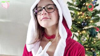 Blowjob Kisses from the Christmas Bunny [Preview]