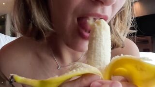 HILDE _FRENCH- JE SUCE UNE BANANE PARTIE 1/4