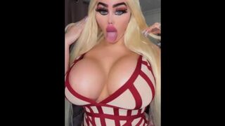 Bimbo pornstar bibibugatti