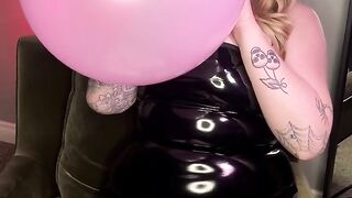 Sexy Blonde in Latex Blow to Pop Balloons Looner Fetish