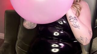 Sexy Blonde in Latex Blow to Pop Balloons Looner Fetish