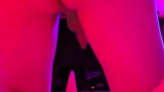 Cute big ass tranny plays with pink dildo