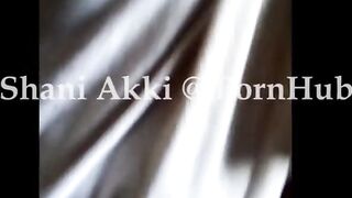 Sri Lankan after Bath before Fuck Shani Akki Sinhala Sex | ෆක් එකට කලින් දාගත්ත වොශ් එක