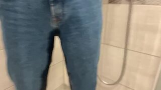 Pissing in my Jeans