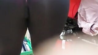 Candid Seethrough Leggings of Latina Babe in Shopping Mall best Cameltoe and Booty POV