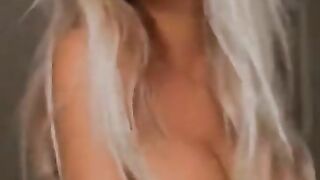 GORGEOUS BLONDE PLAYING WITH HER BIG TITS ON SNAPCHAT